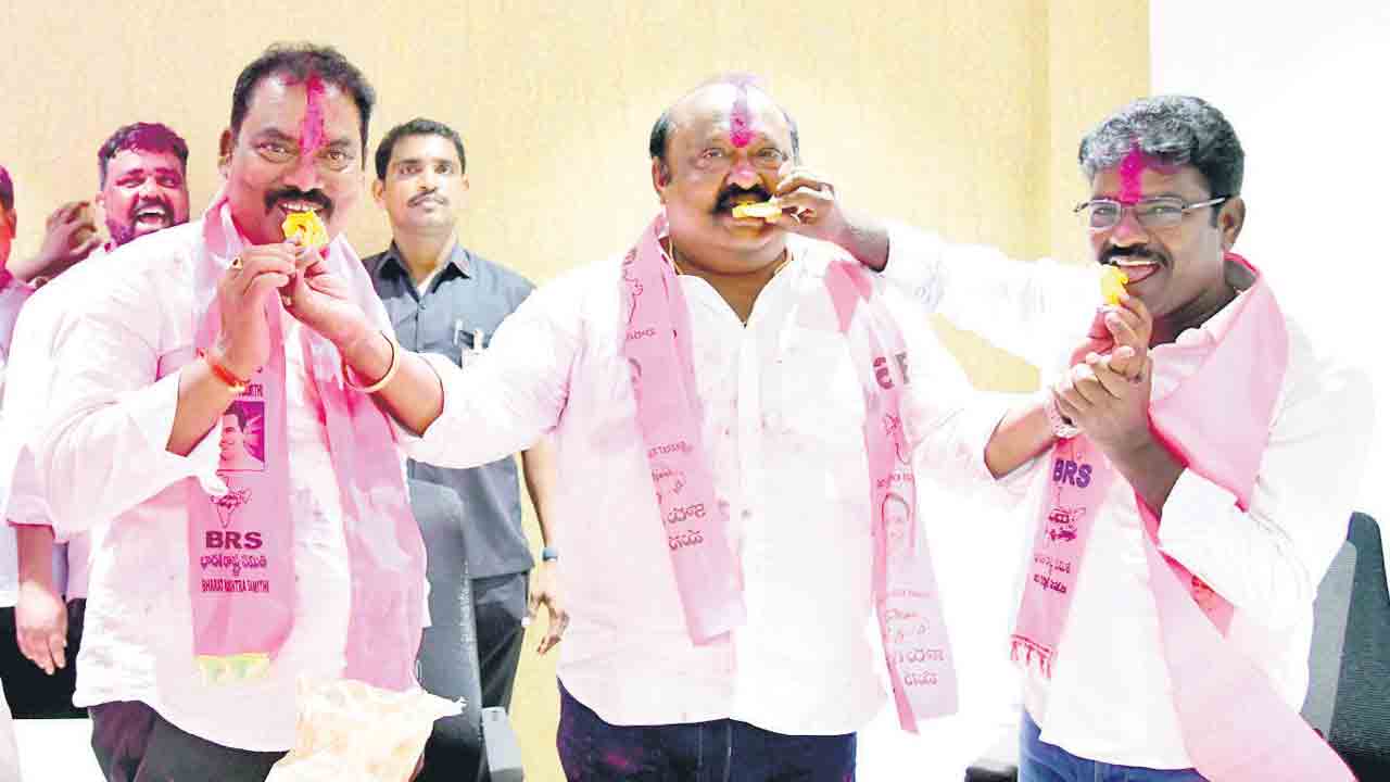 కేసీఆర్‌ నమ్మకాన్ని నిలబెడుతాం