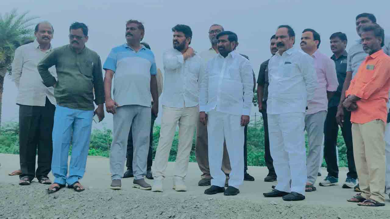 Minister Jagadish Reddy | సీఎం కేసీఆర్‌ పర్యటనకు సూర్యాపేటలో చకచకా ఏర్పాట్లు.. దగ్గరుండి పరిశీలిస్తున్న మంత్రి జగదీశ్‌ రెడ్డి