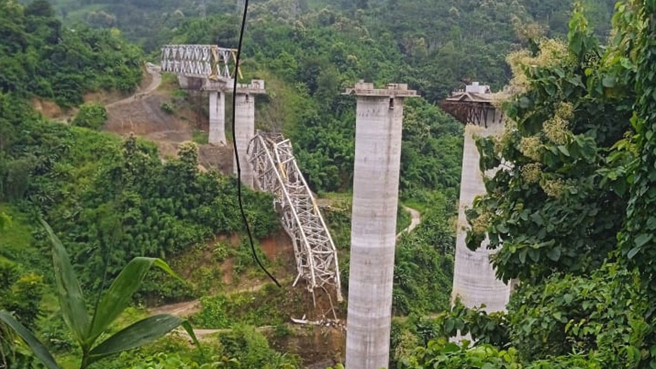 Mizoram: మిజోరంలో నిర్మాణంలో ఉన్న రైల్వే బ్రిడ్జ్ కూలి 17 మంది మృతి.. మృతుల సంఖ్య మరింత పెరిగే ఛాన్స్‌?