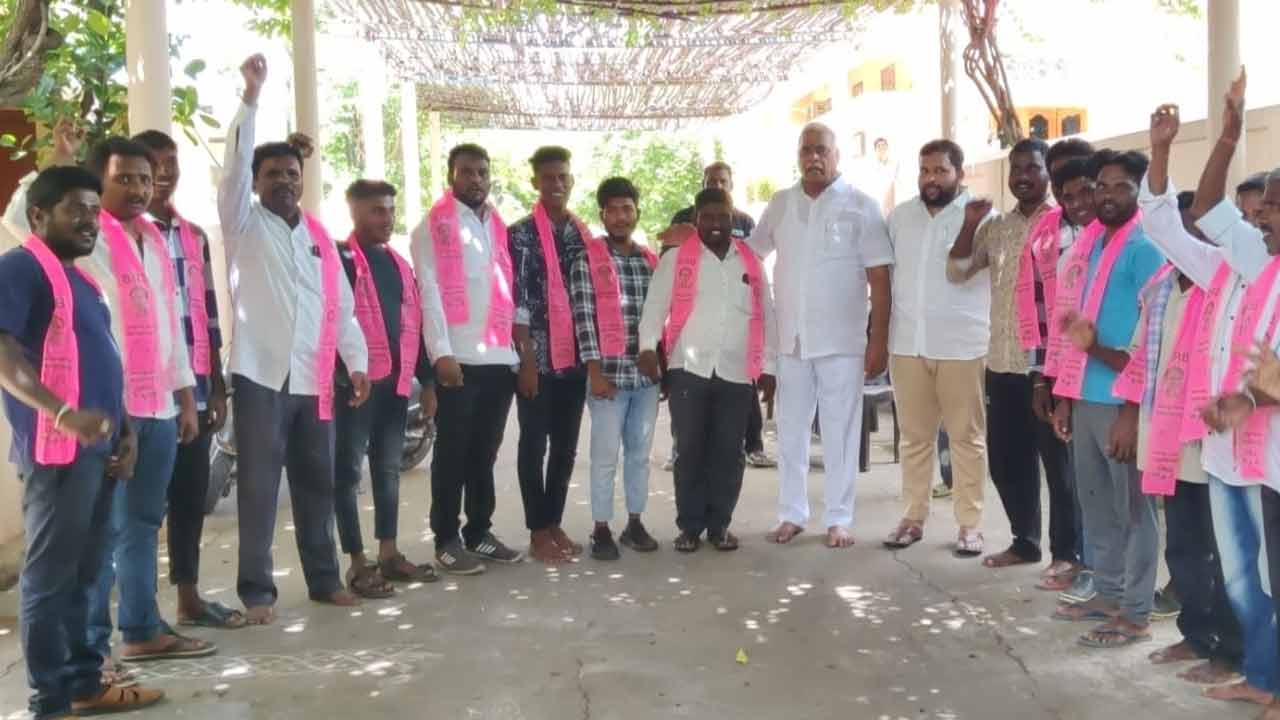 MLA Konappa | కాంగ్రెస్, బీజేపీ పార్టీల నుంచి బీఆర్ఎస్‌లో చేరికలు