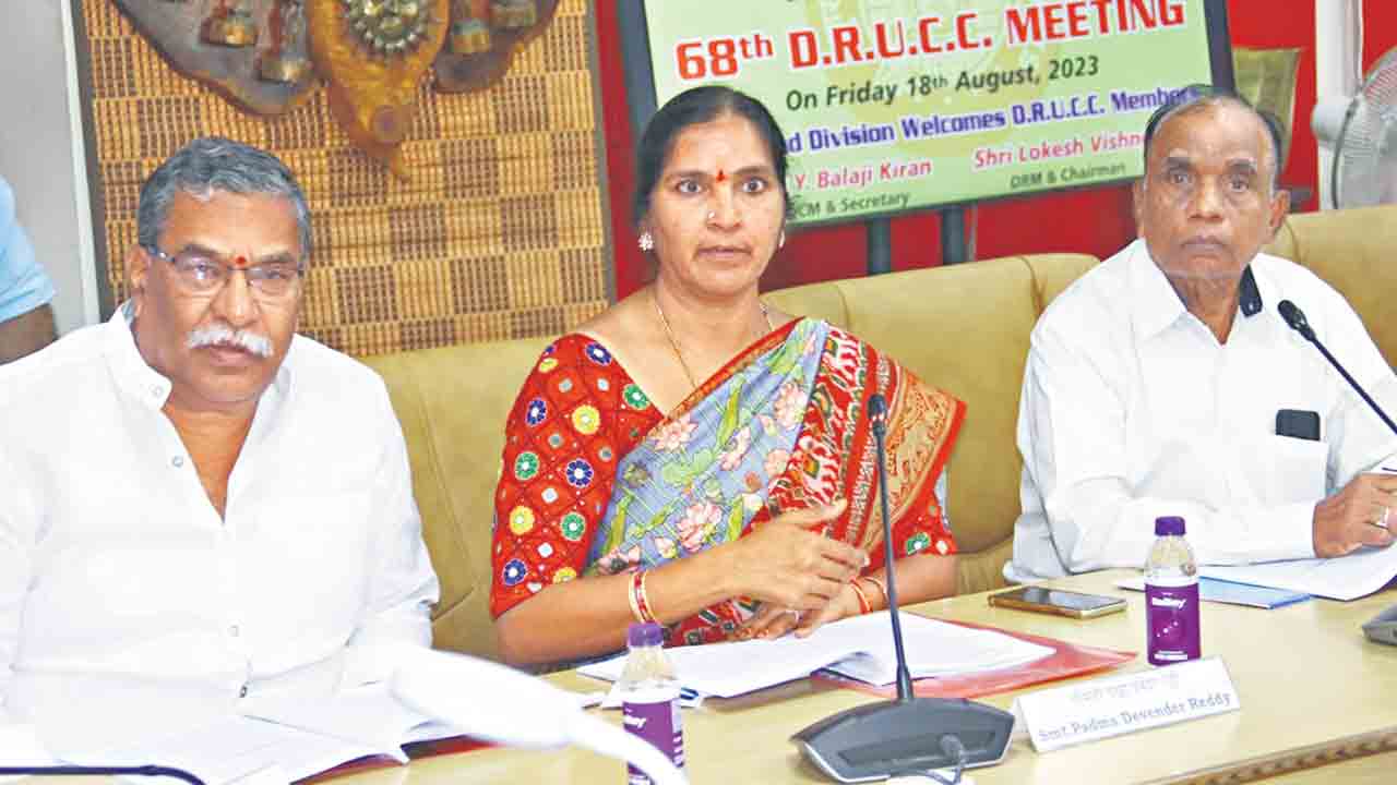 మెదక్‌ టు తిరుపతి రైలు నడపండి