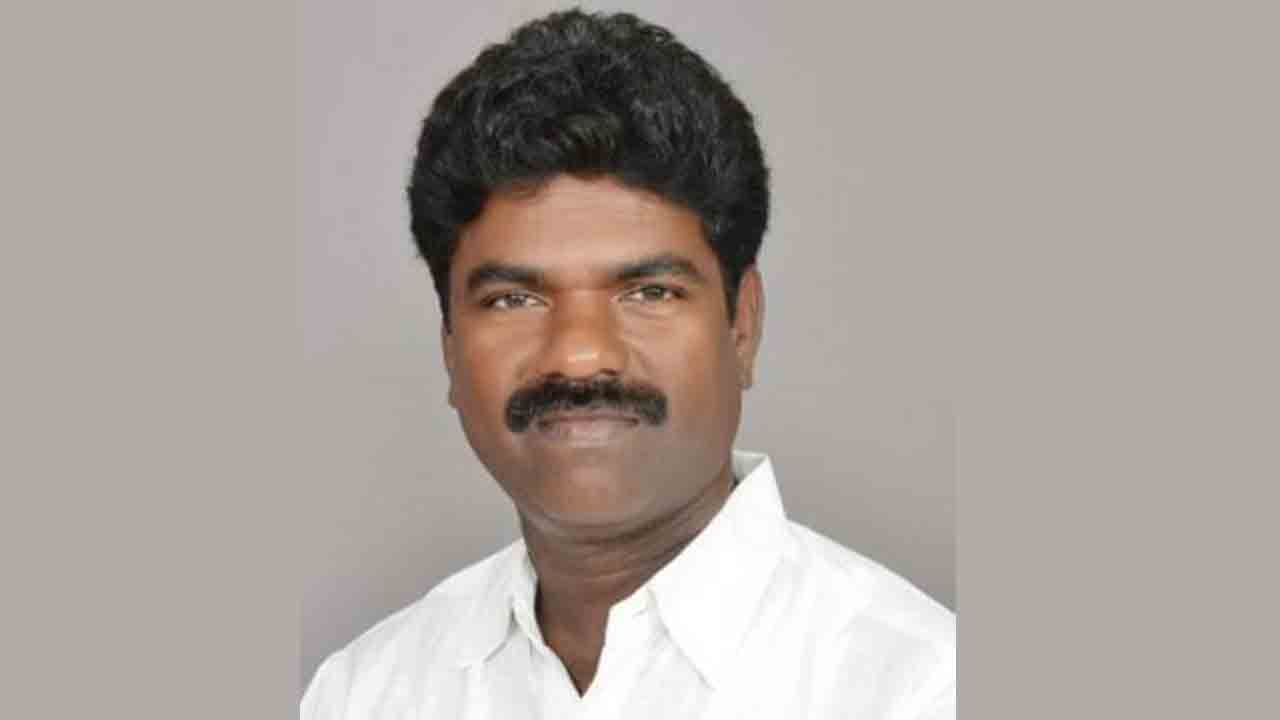 ప్రజలు అక్కున చేర్చుకున్నారు