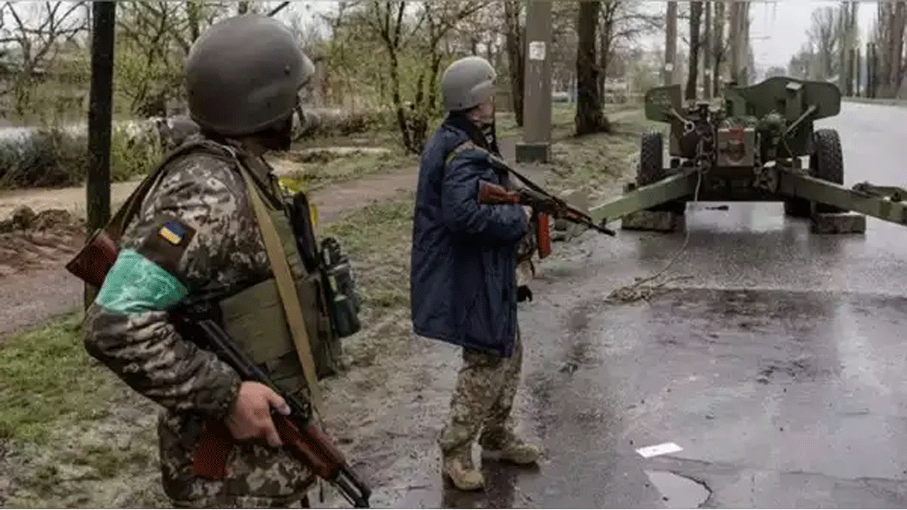 మాస్కో ఎయిర్‌పోర్ట్ లక్ష్యంగా ఉక్రెయిన్ డ్రోన్ దాడి భ‌గ్నం