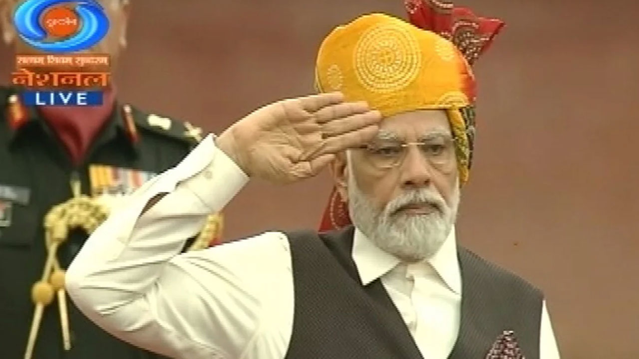 Bandhej Safa Turban: రాజ‌స్థానీ బందేజ్ సాఫా త‌ల‌పాగా ధ‌రించిన ప్ర‌ధాని మోదీ