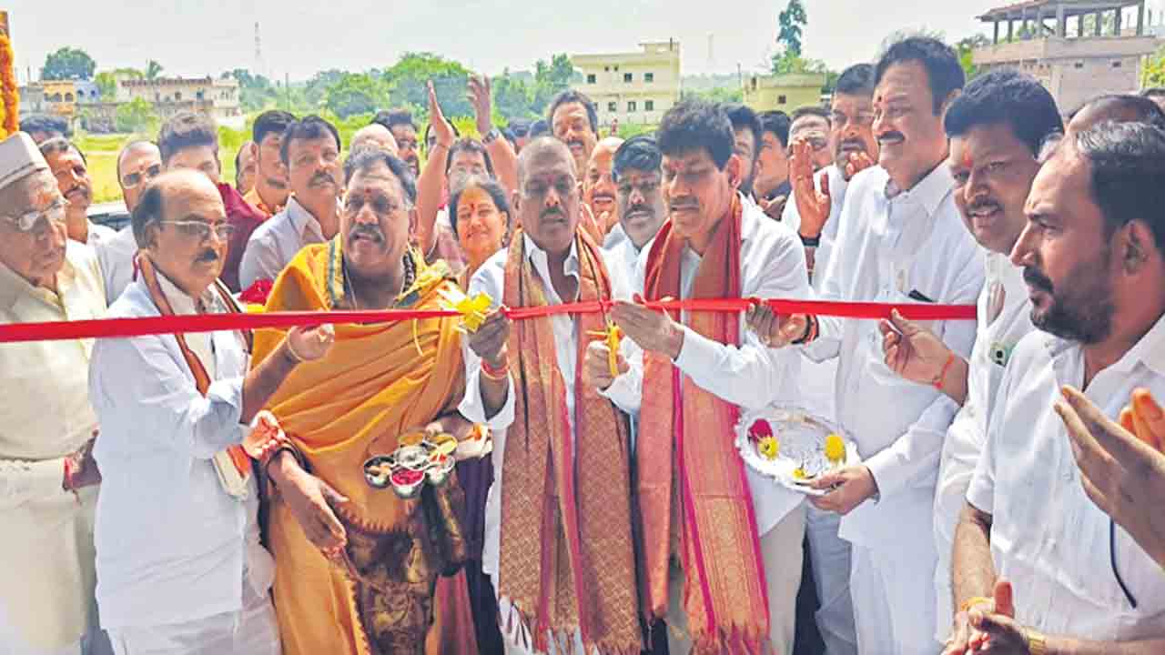 అన్నివర్గాల సంక్షేమమే లక్ష్యం