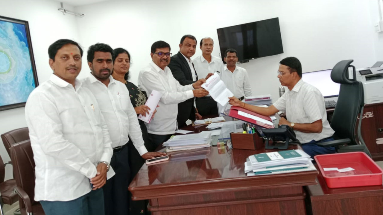 MP Arvind | ఎంపీ అర్వింద్‌పై ఎన్నికల అధికారికి న్యాయవాదుల ఫిర్యాదు