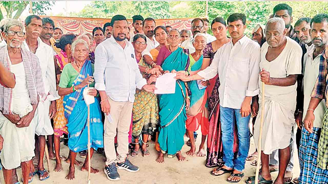 బాల్క సుమన్‌కు నర్సింగాపూర్‌ వాసుల జై