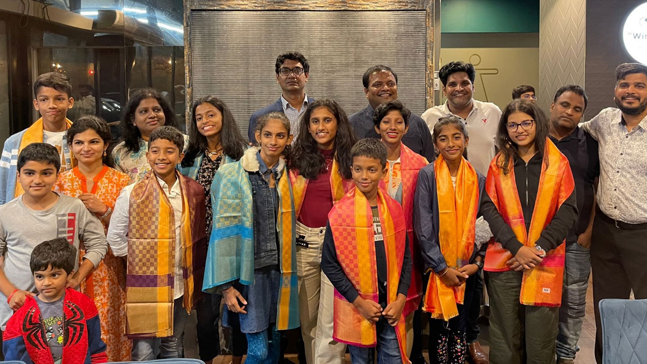 NRI | బ్రిస్బేన్ తెలంగాణ అసోసియేషన్ ఆధ్వర్యంలో యువ స్కేటర్లకు సన్మానం