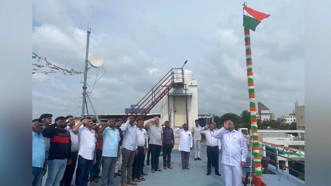 Independence Day | న‌మ‌స్తే తెలంగాణ ప్ర‌ధాన కార్యాలయంలో పంద్రాగ‌స్టు వేడుక‌లు