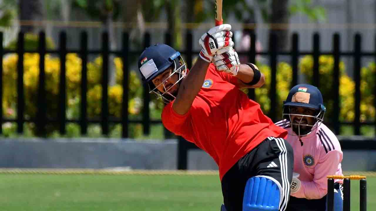 Deodhar Trophy 2023 | రియాన్ పరాగ్ సెంచరీ.. దేవ్ధర్ ట్రోఫీ ఫైనల్లో ఈస్ట్ జోన్