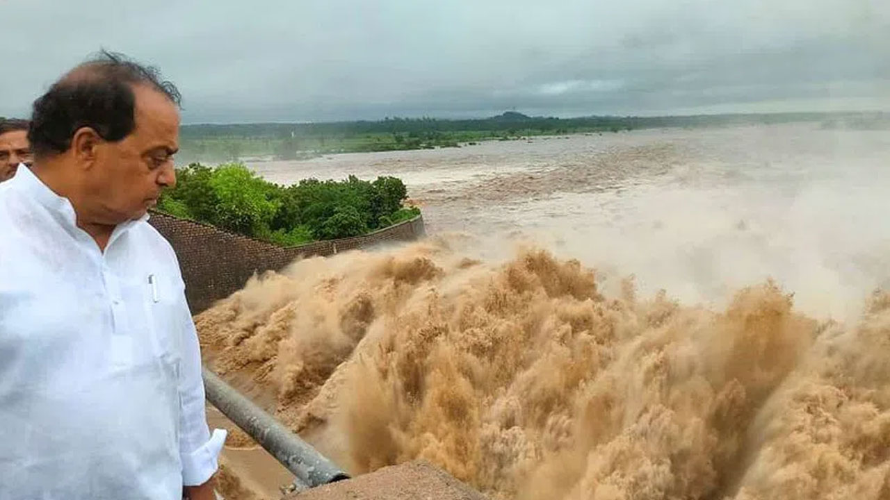 Nirmal | నిర్మ‌ల్ జిల్లాలో దంచికొట్టిన వాన‌లు.. అత్య‌ధికంగా 75 శాతం వ‌ర్ష‌పాతం న‌మోదు