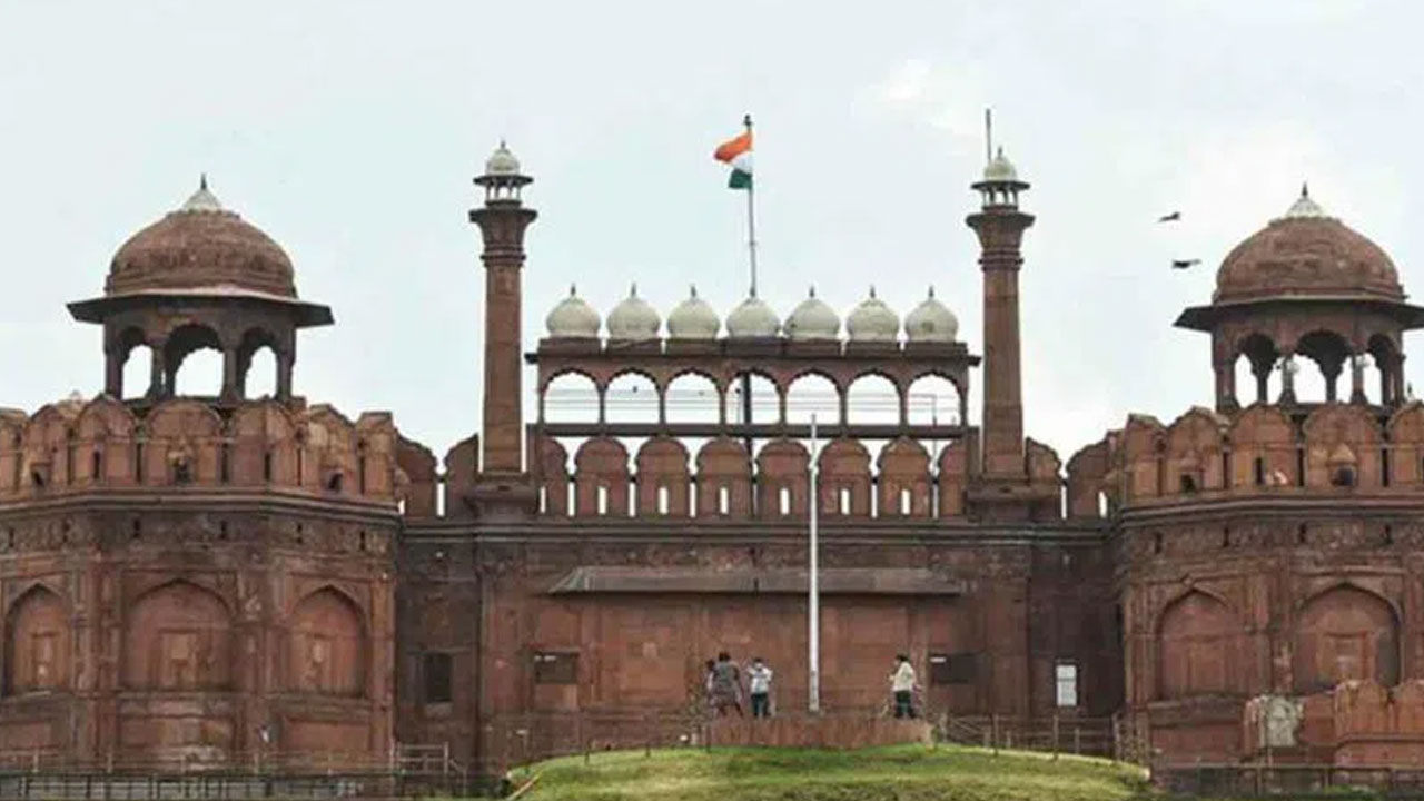 Independence Day | పంద్రాగ‌స్టు వేడుక‌లు.. 10 వేల మంది పోలీసుల‌తో భ‌ద్ర‌త‌