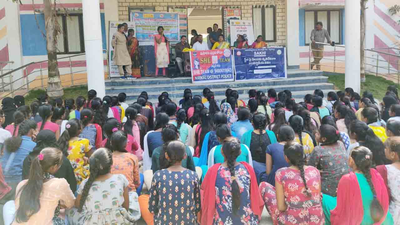 షీటీంతో మహిళలకు భరోసా