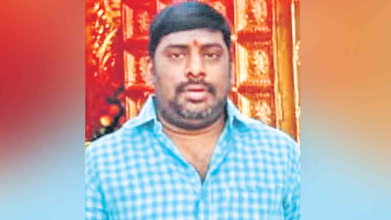 కూతురి మృతిని తట్టుకోలేక తండ్రి బలవన్మరణం