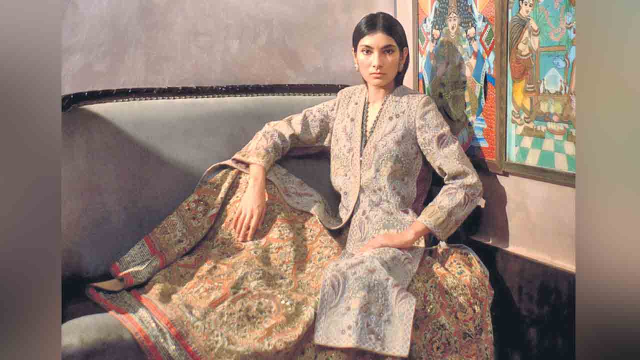 చిత్తరాల తోటలో..