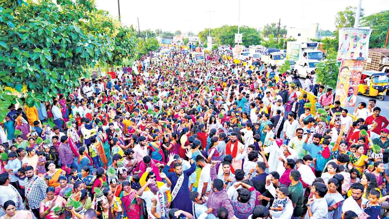 ఘనంగా తీజ్‌