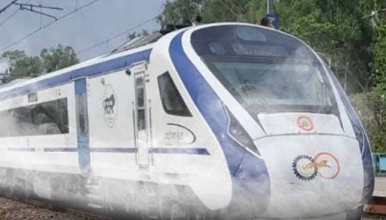 వందేభారత్‌ రైలులో పొగలు