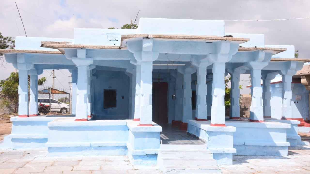 ఆధ్యాత్మిక క్షేత్రం.. తుంగభద్ర తీరం