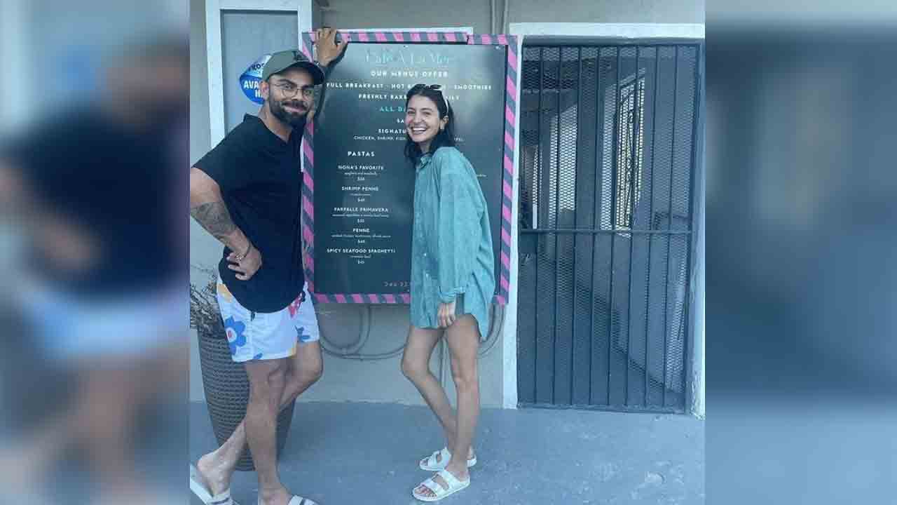 Virat-Anushka | హాలీడే ట్రిప్ ఎంజాయ్ చేస్తున్న విరుష్క జోడి.. కేఫ్ ముందు దిగిన ఫోటోను షేర్‌ చేసిన కోహ్లీ