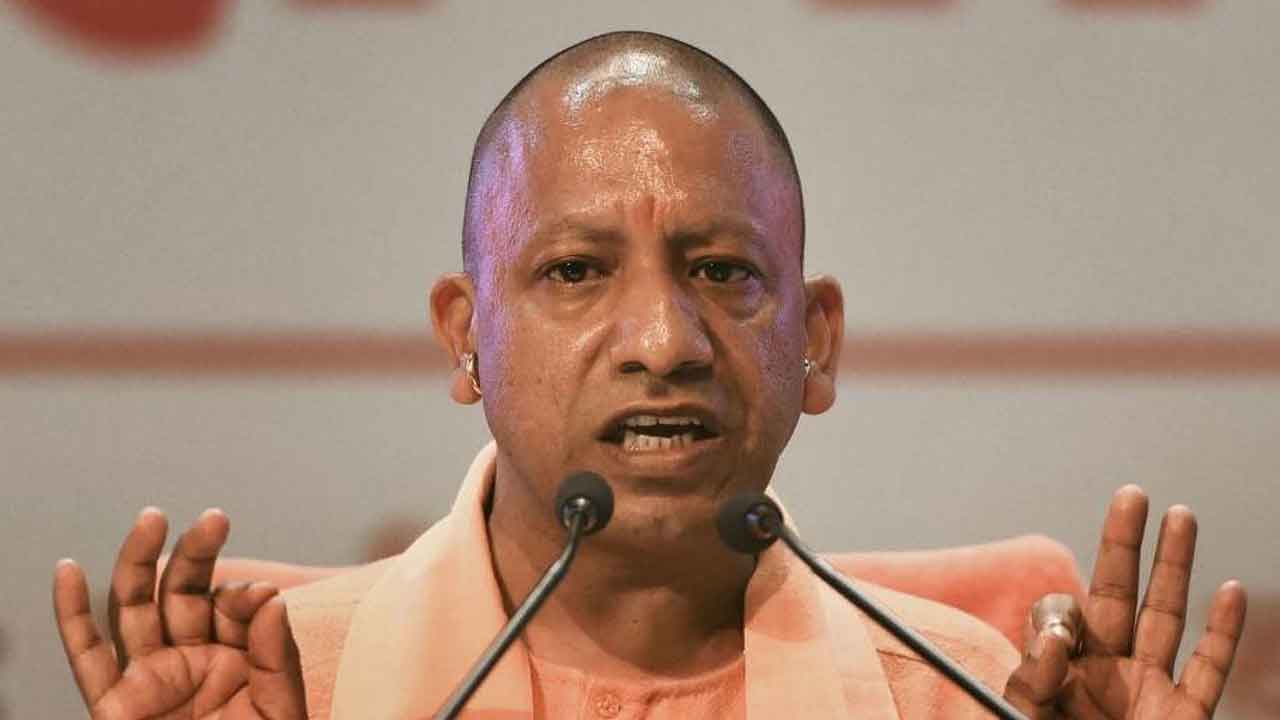 బాబా సిద్దిఖీ లాగే యోగిని హత్యచేస్తాం