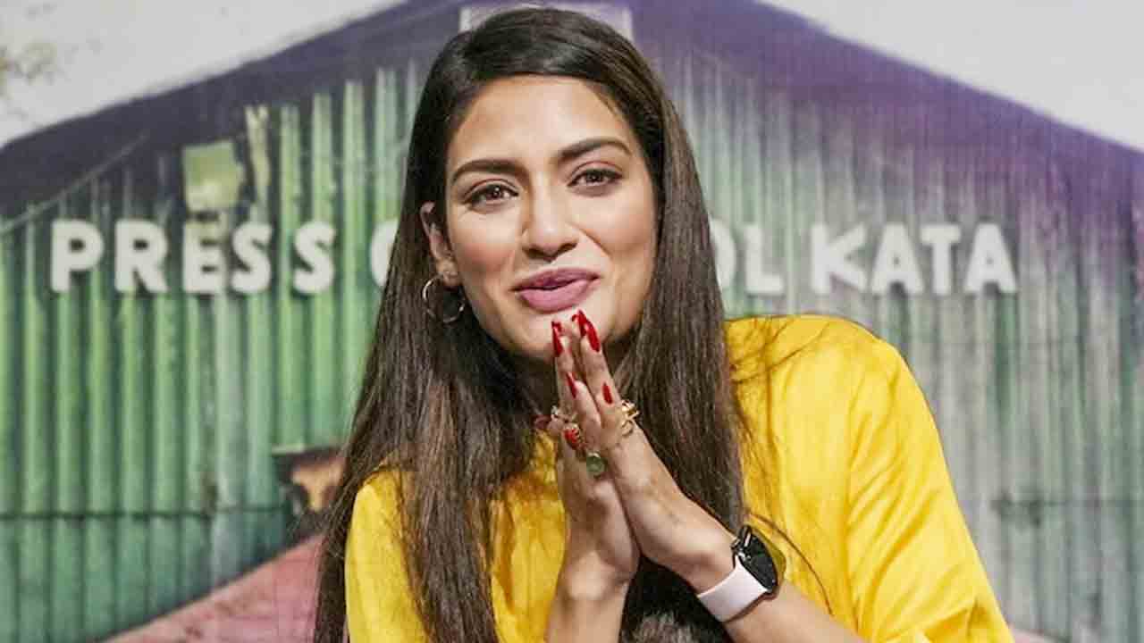 తృణమూల్‌ ఎంపీ నుష్రత్‌కు ఈడీ సమన్లు