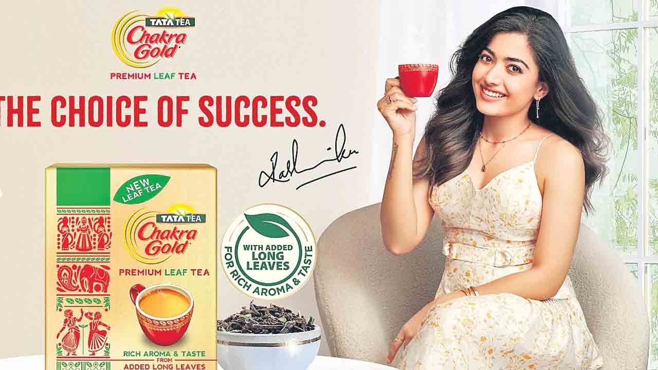 చక్రాగోల్డ్‌ ప్రచారకర్తగా రష్మిక మందన్న