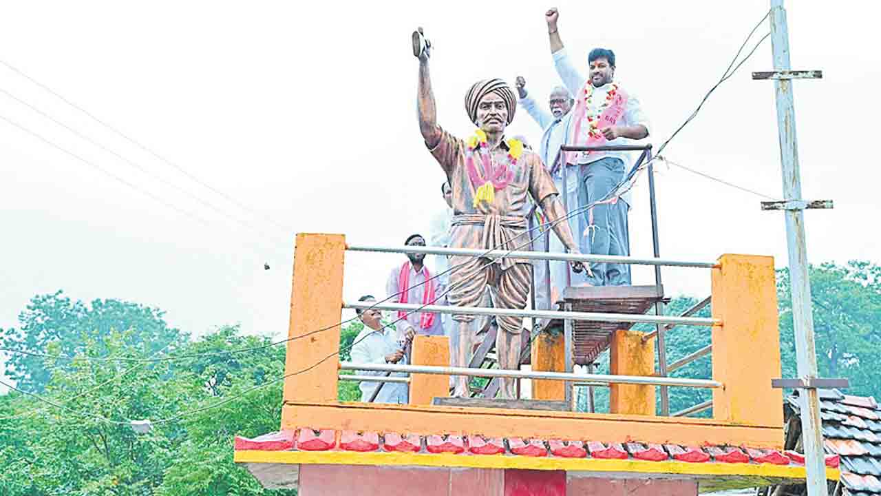 ఆశీర్వదించండి.. అండగా ఉంటా..