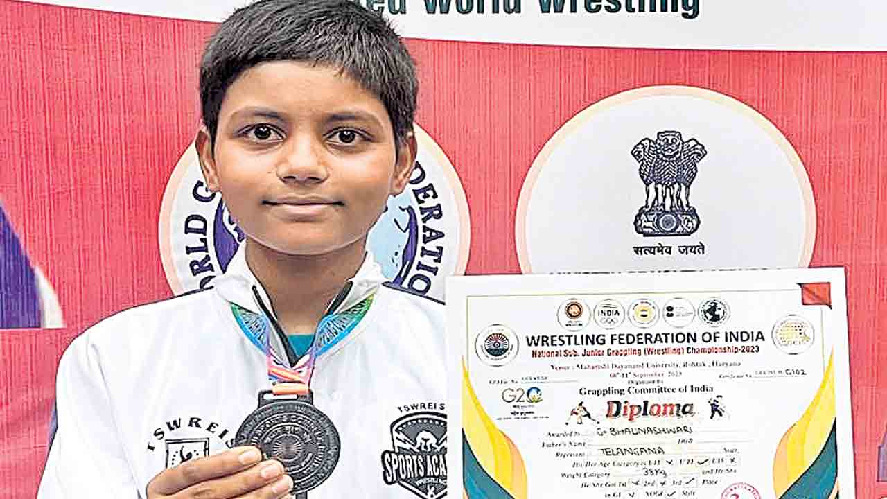 భువనేశ్వరికి కాంస్యం