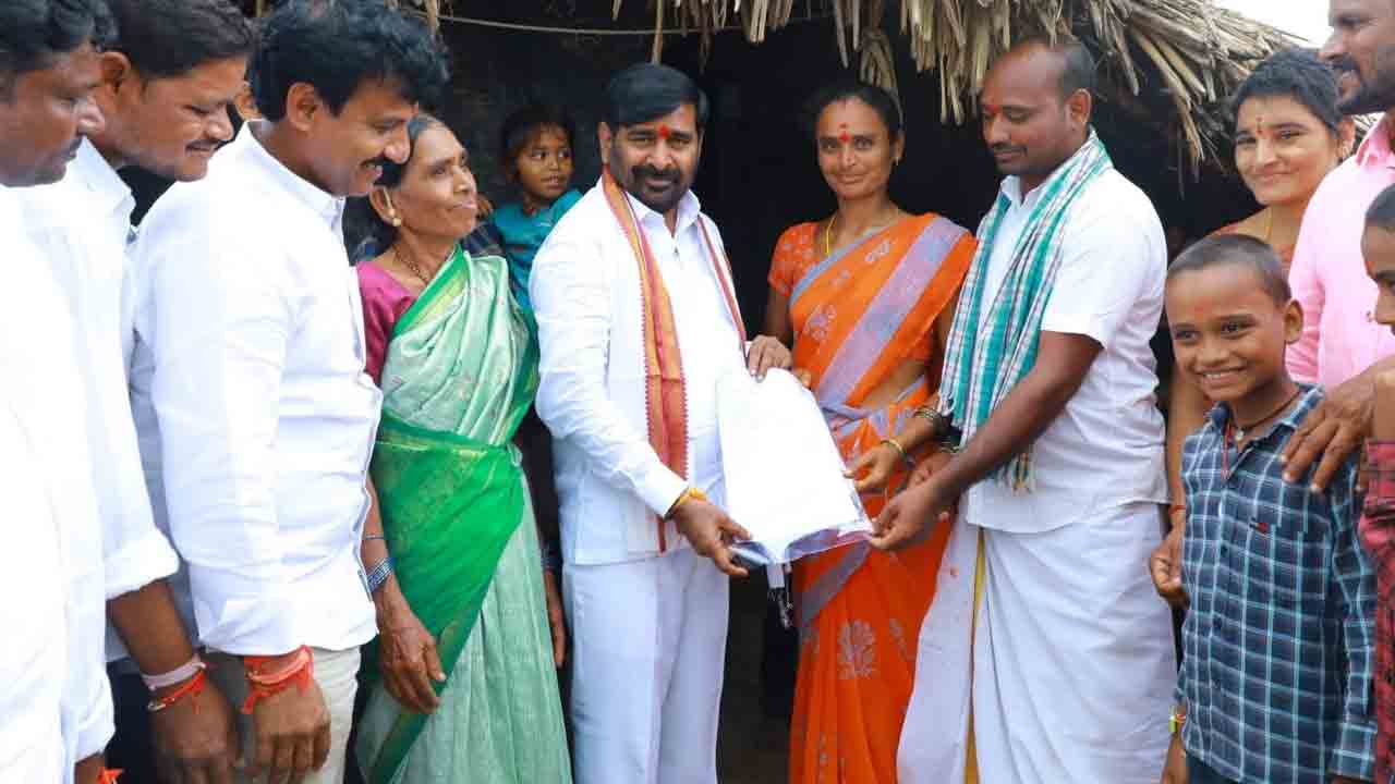 పేదల ఆత్మబంధువు సీఎం కేసీఆర్‌