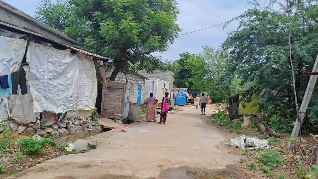 నెర‌వేరిన ద‌శాబ్దాల క‌ల‌