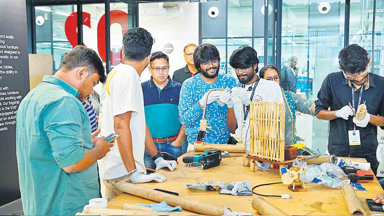 భళా.. ‘బ్యాంబూ’ కళ!