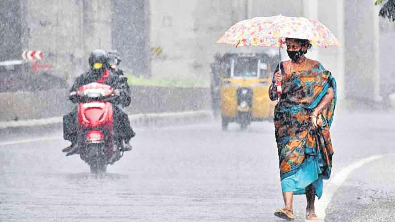 Rain update |  ఐదురోజులు వర్షాలు .. పలుచోట్ల ఉరుములు, మెరుపులతో కూడిన వానలు