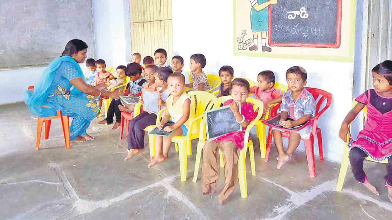 అంగన్‌వాడీల ఆనందహేల