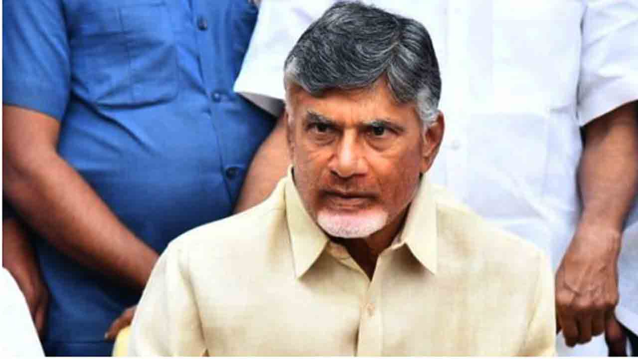 చంద్రబాబుకు హైకోర్టులో ఊరట