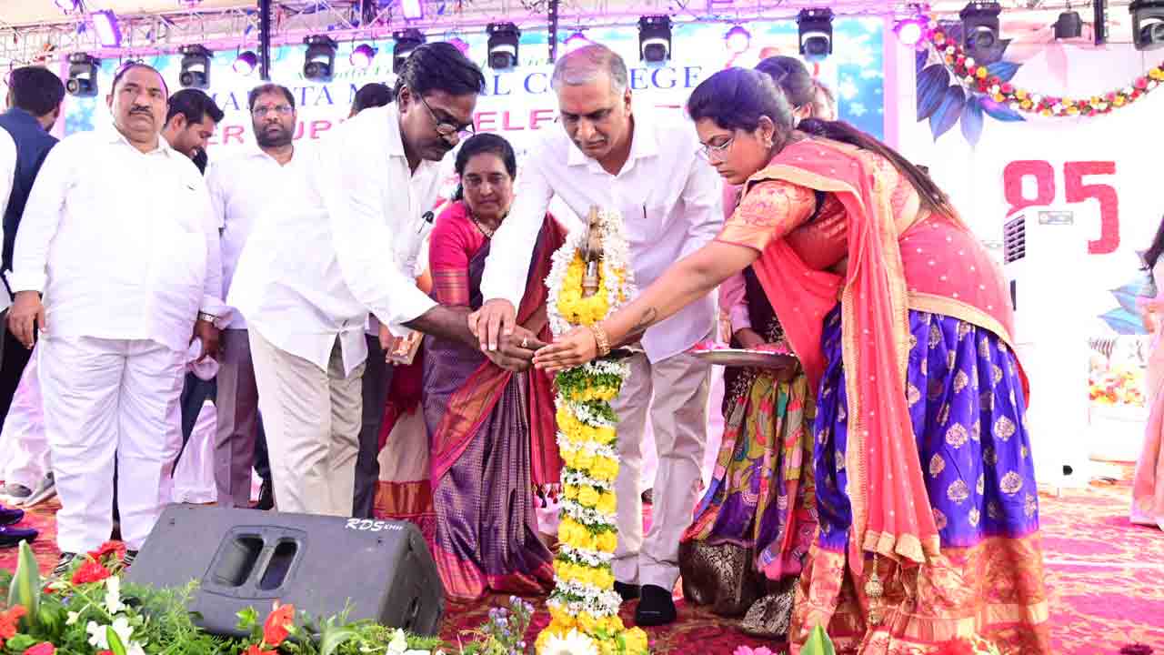 కేసీఆర్‌ సారథ్యంలోనే పారదర్శక పాలన