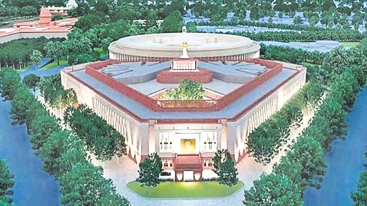 బీజేపీ ఎంపీలకు విప్‌