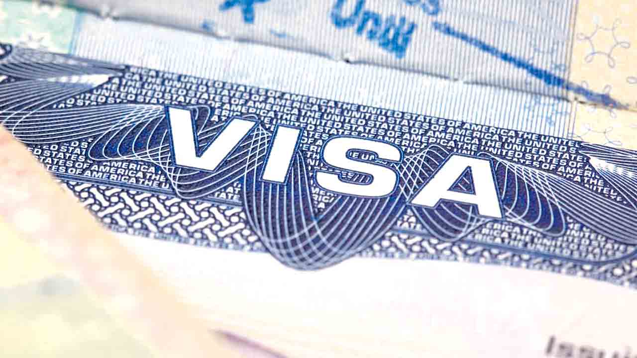 US Visa | నాలుగు వీసాల్లో ఒకటి భారత్‌కే.. ఉన్నత విద్యకోసం ఏటా పెరుగుతున్న అమెరికా వెళ్తున్నవారి సంఖ్య