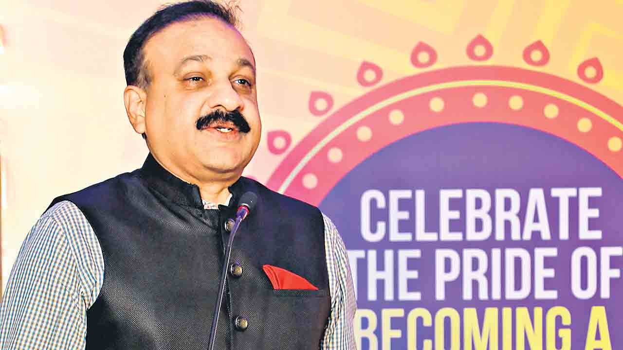 వృద్ధి పథంలో హైదరాబాద్‌