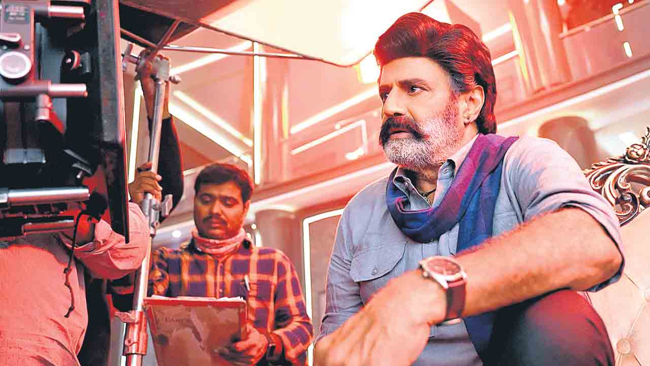 కలిసి మాట్లాడతా అన్నా కదా..