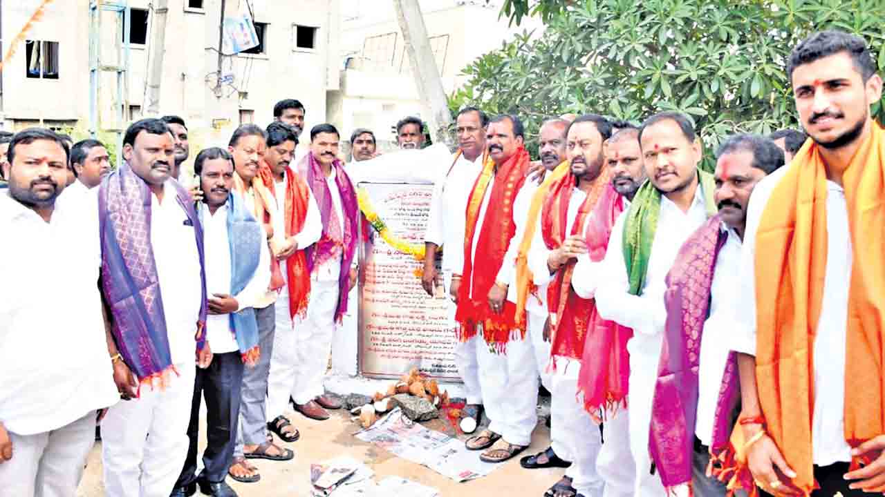 ప్రతిపక్షాలే.. ప్రగతి నిరోధకులు