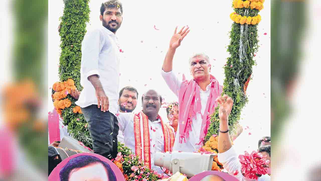 Minister Harish Rao |  విపక్షం దిమ్మదిరిగేలా బీఆర్‌ఎస్‌ మ్యానిఫెస్టో.. ఎన్ని ట్రిక్కులు చేసినా హ్యాట్రిక్‌ మాత్రం సీఎం కేసీఆర్‌దే: మంత్రి హరీశ్‌రావు