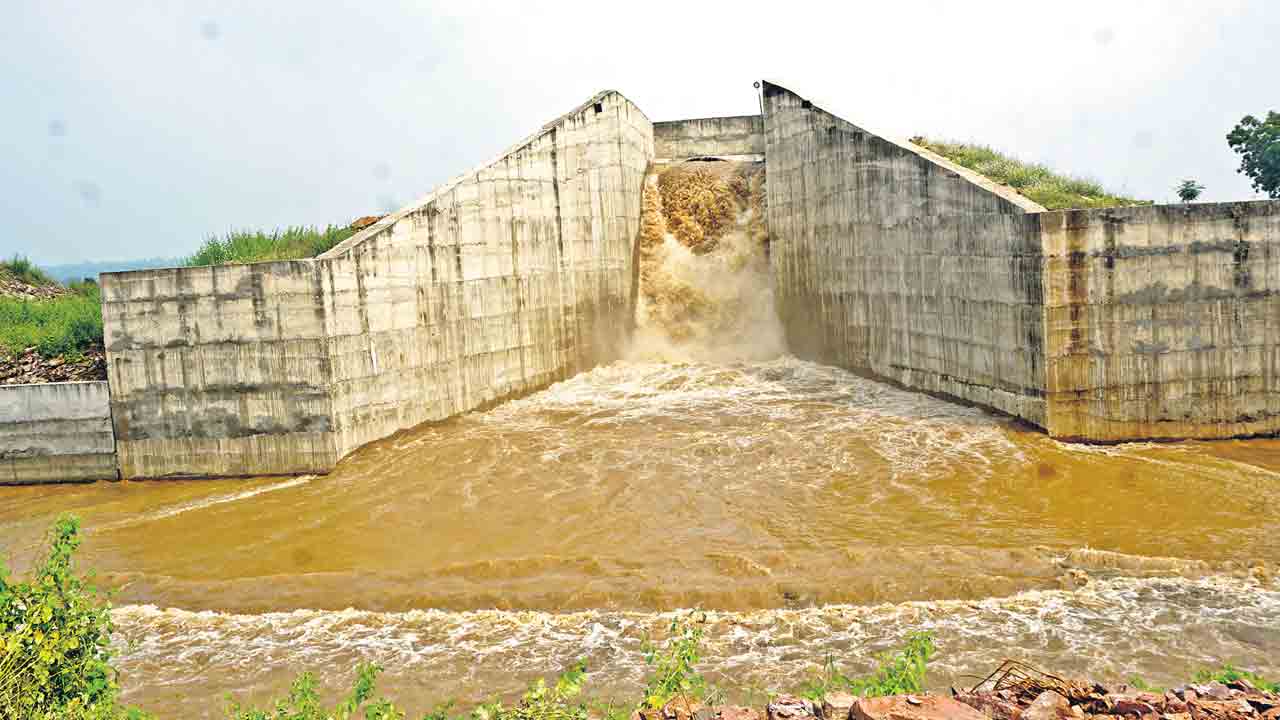 రెండోరోజూ చనాక- కొరాట వెట్‌రన్‌