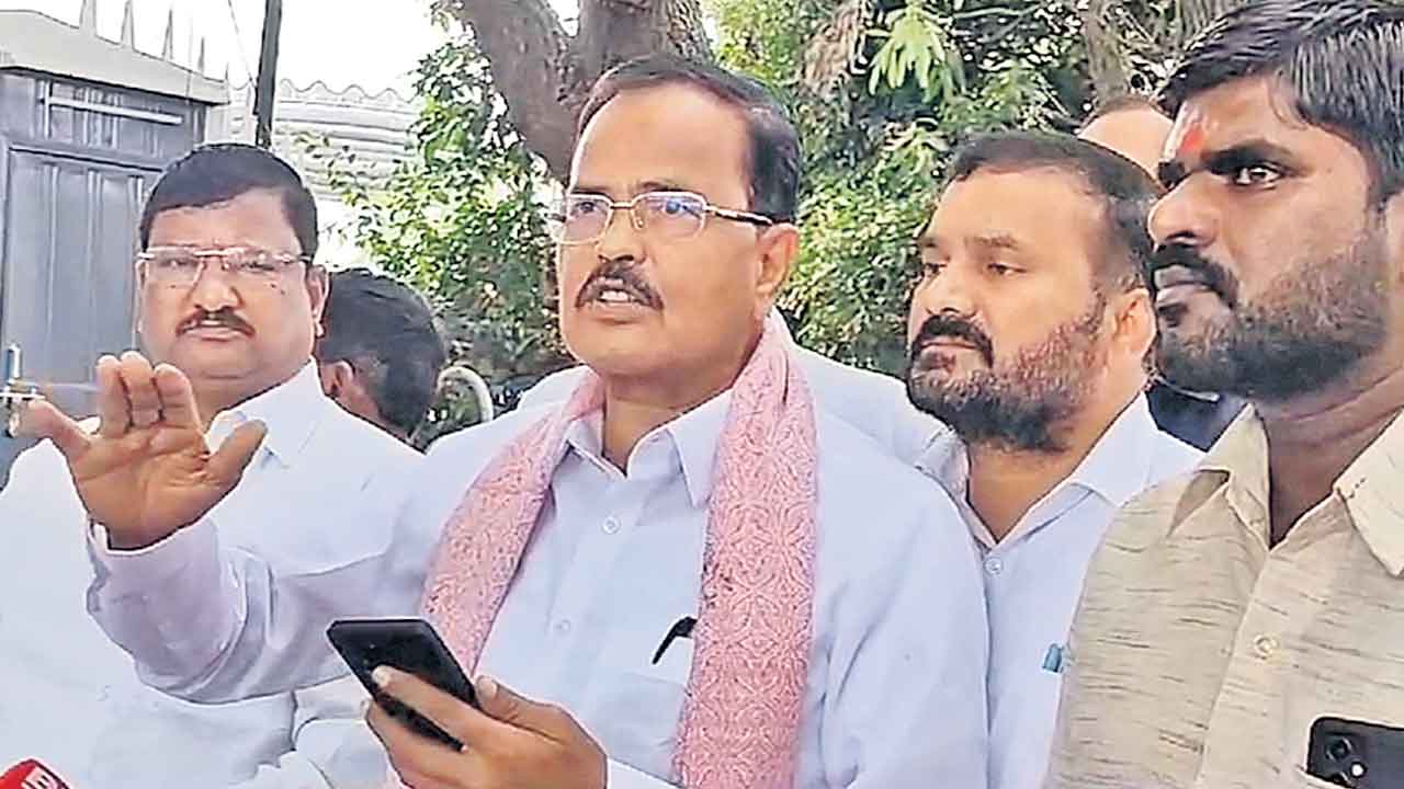 తక్షణమే చంద్రబాబును విడుదల చేయాలి