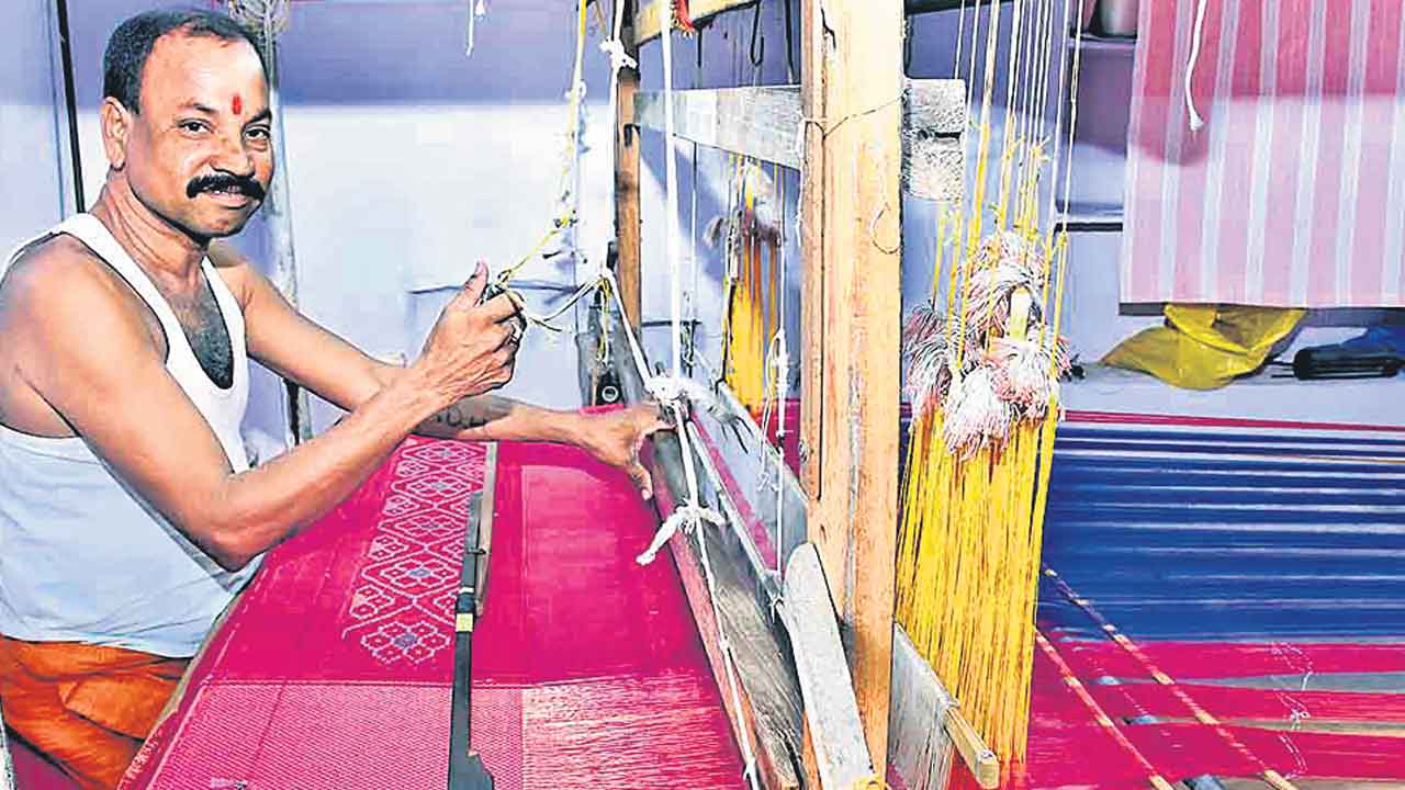 చేనేతకు పూర్వవైభవం