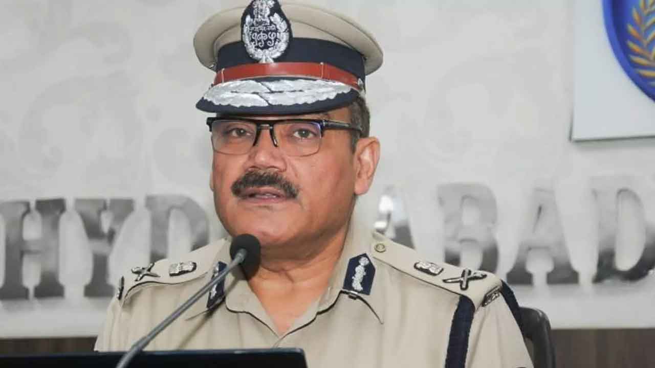 ఫ్రీజ్‌ చేసిన నగదు అప్పగించండి: డీజీపీ