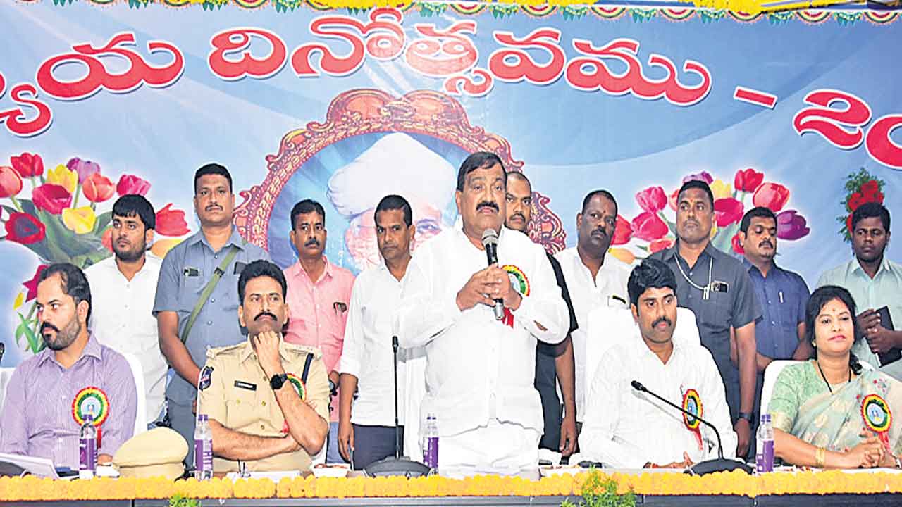 ప్రజలు అప్రమత్తంగా ఉండాలి