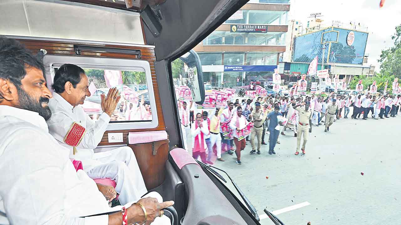 జలదాతకు జనహారతి