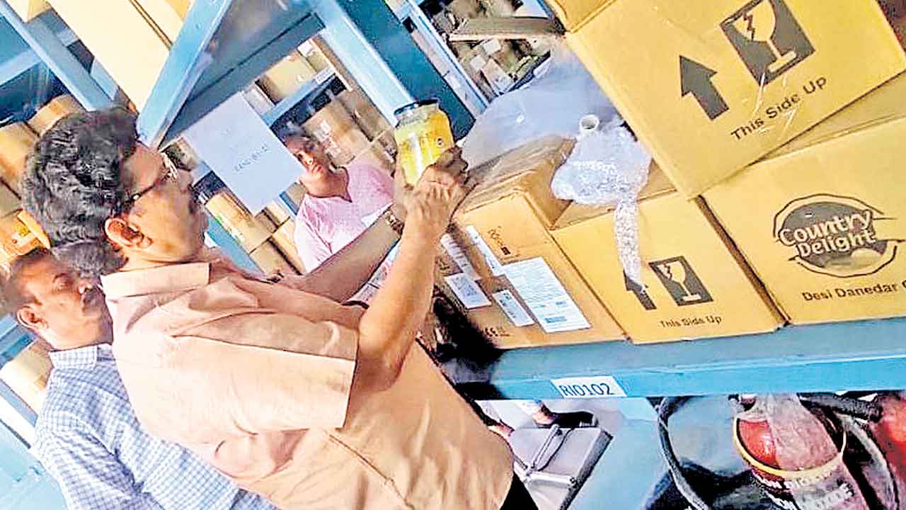 కంట్రీ డిలైట్‌ సంస్థకు నోటీసులు