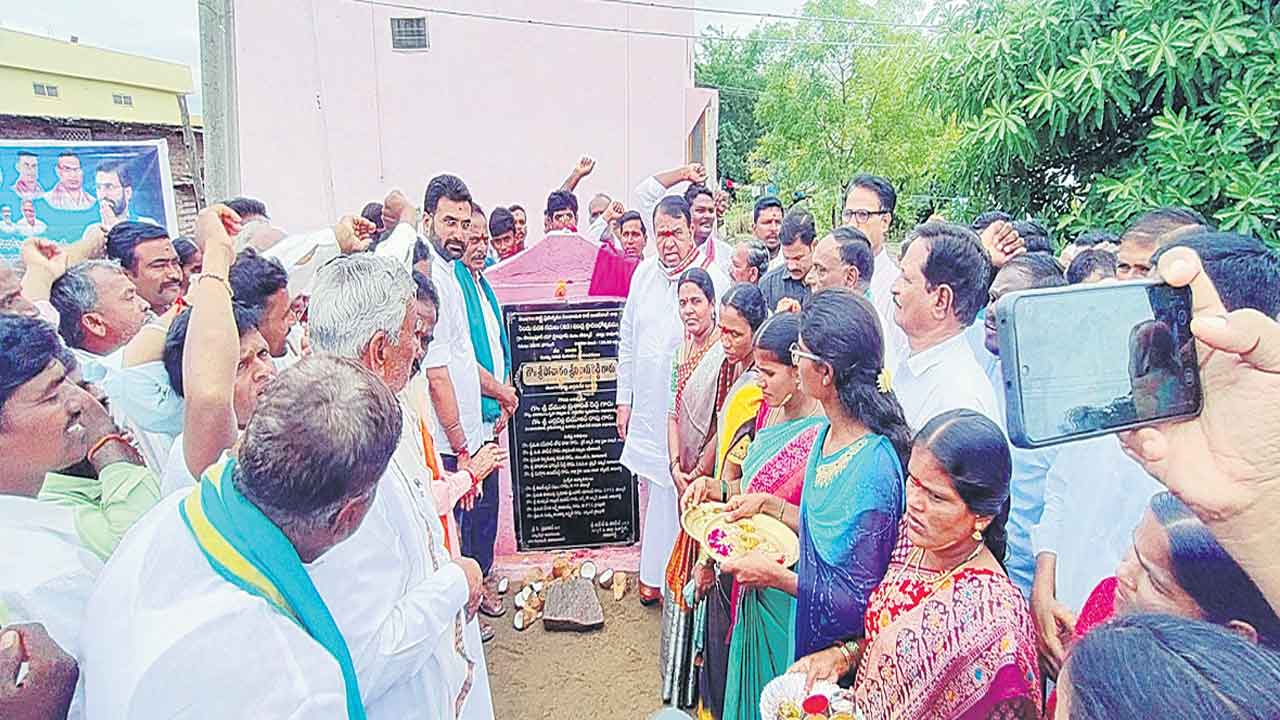 మంచి చేసే ప్రభుత్వాన్ని ఆశీర్వదించండి