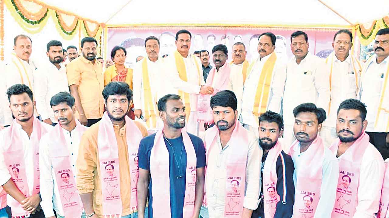 ఆలయాల అభివృద్ధికి రూ.10కోట్లు